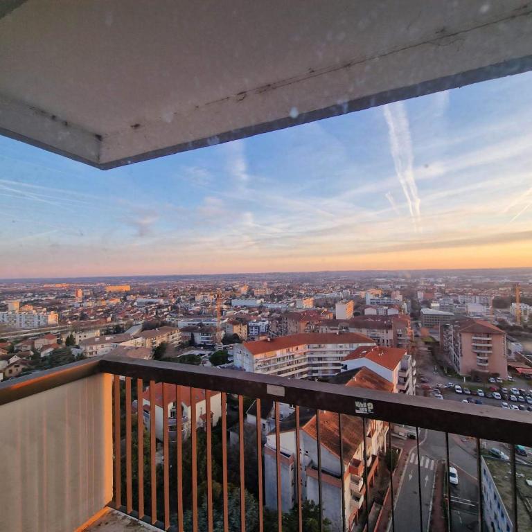 T3 65M2 Terrasse & Balcon - Dernier Etage - Proche Gare - Métro Jolimont - Apartment mit 3 Schlafzimmern - 12