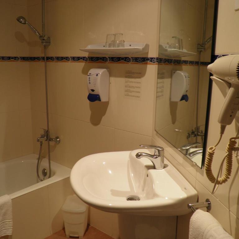 Hotel Europa - Habitación Doble - 2 camas - 2