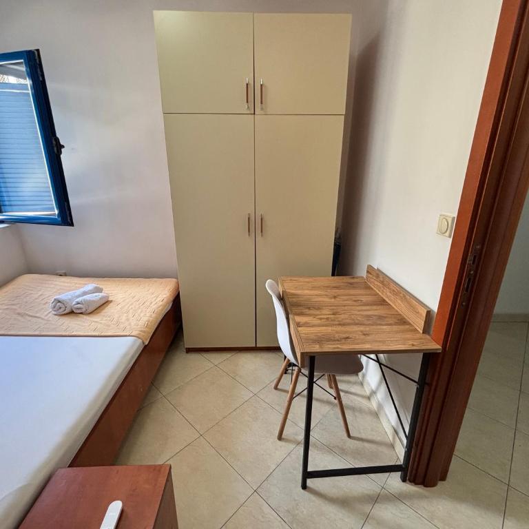Glory Suites - Standard Single Room - 3