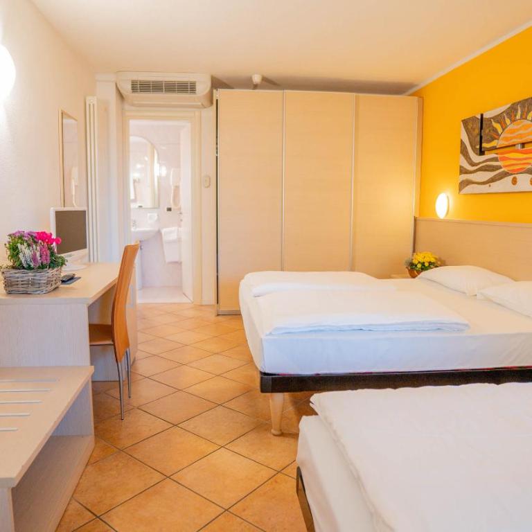 Hotel Al Pescador - Camera Familiare - 1