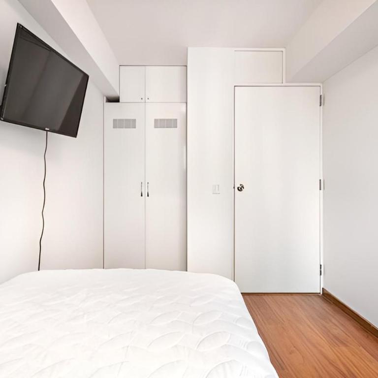 Bajada Balta Suites Spacious 3BR in Miraflores Walkable Area - One-Bedroom Apartment - 14
