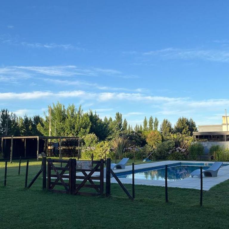 Finca los Cauquenes Chascomus - Habitación Doble con vistas a la piscina - 1