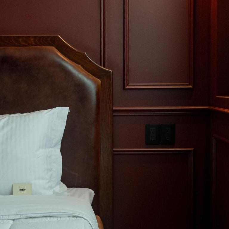 The Ruby Suite luxury room - Deluxe Studio - 3