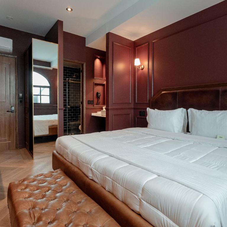 The Ruby Suite luxury room - Deluxe Studio - 1