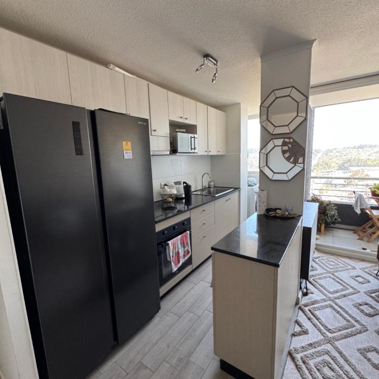 Departamento moderno, elegante y nuevo - Three-Bedroom Apartment - 16
