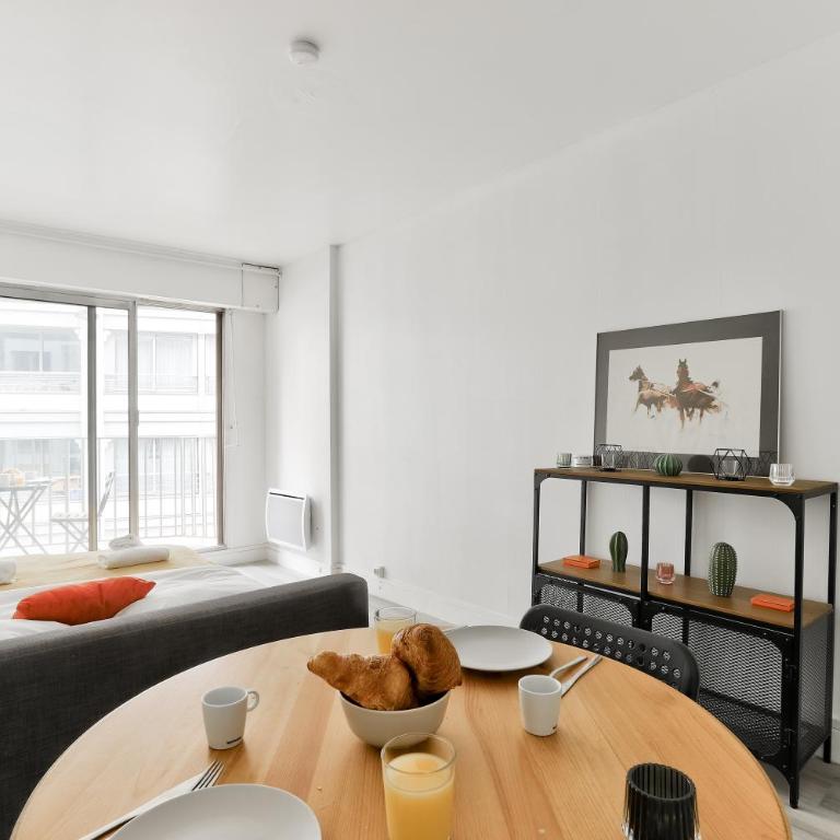 Cozy Comfortable Studio in the Heart of Paris 12th - Estudio con balcón - 5