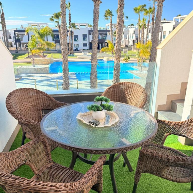 La zenia II - Apartamento con balcón - 2