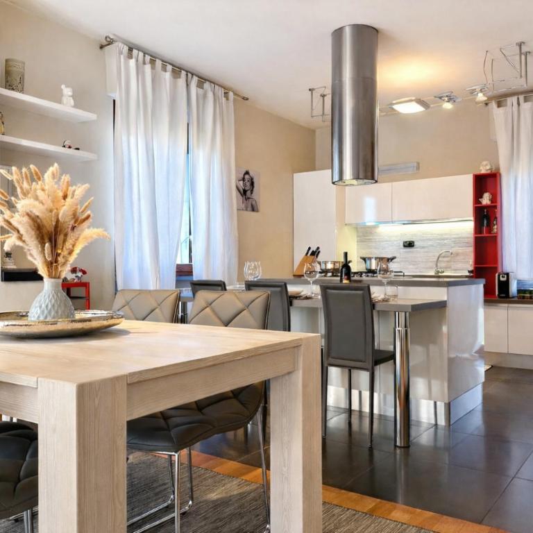 Arezzo - La Rondine 2 Bedrooms and Parking - Appartamento con 2 Camere da Letto e Vista Giardino - 1