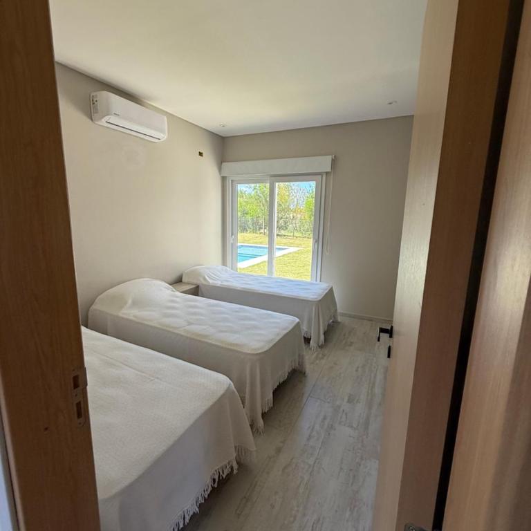 Casa Costa Esmeralda 4 dormitorios 3 baños 1 toilet Pileta 10Pax - Casa de 4 dormitorios - 14