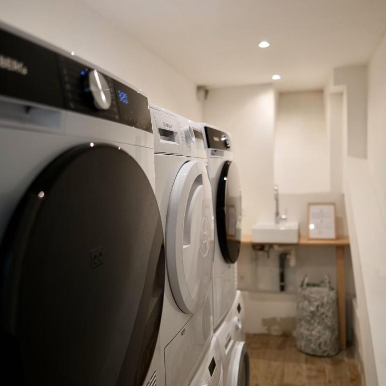 324 Suite Hallyday Cosy Apartment Paris Center - Studio - 11