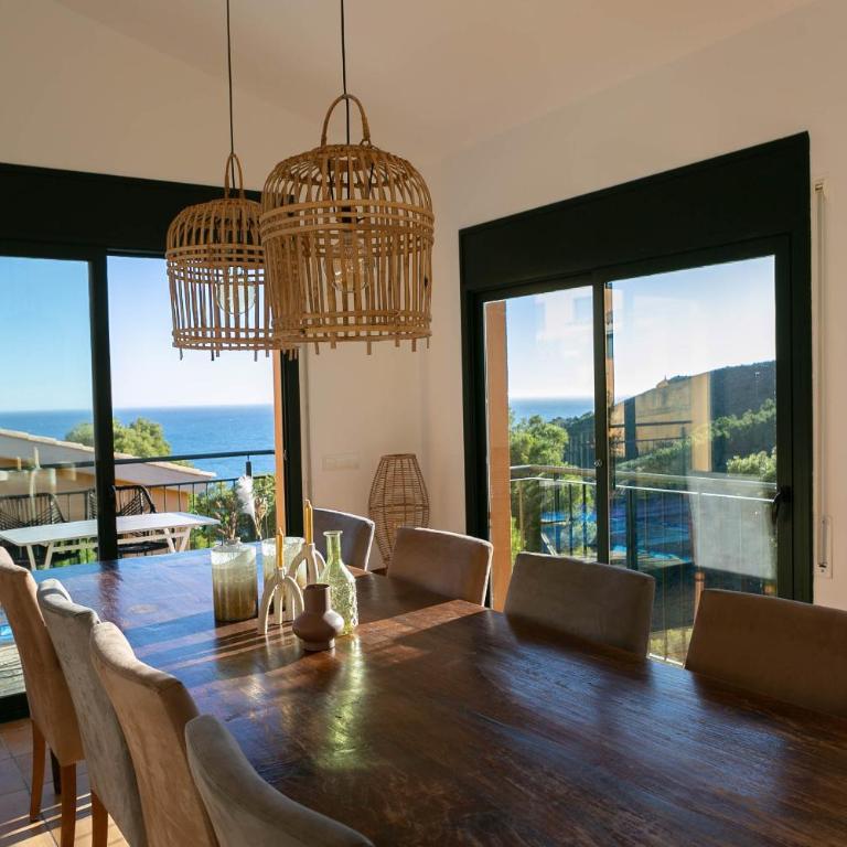 Semi-detached w views in Sa Tuna Begur H05 - Four-Bedroom House - 10