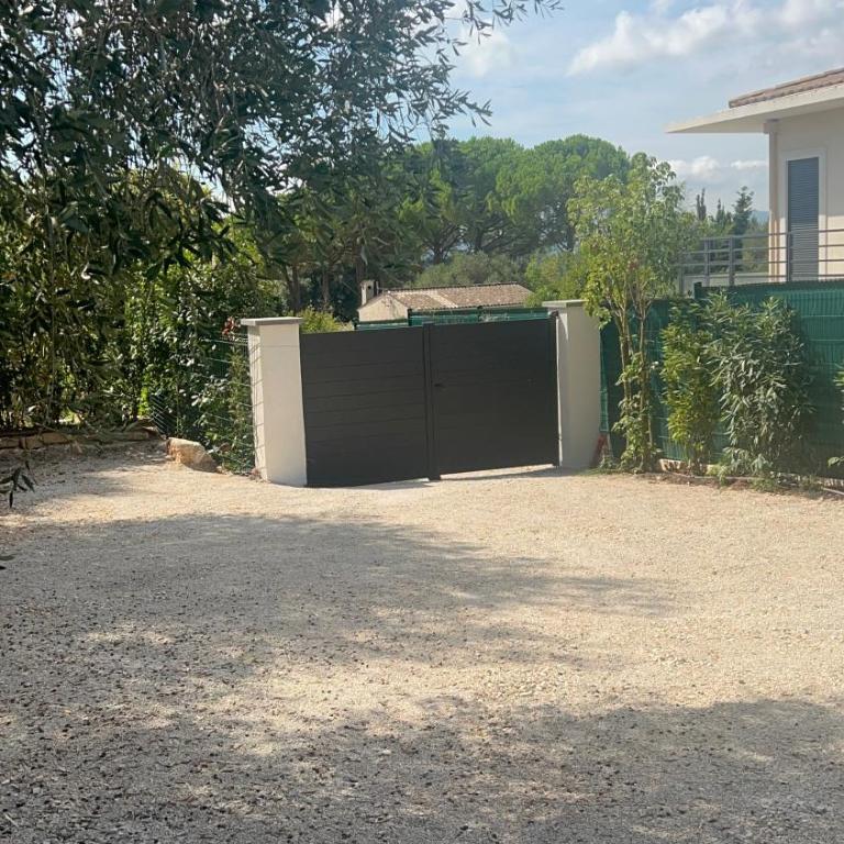 Villa des oliviers 5 etoiles à Mougins jacuzzi et jardin privé - Haus mit 1 Schlafzimmer - 4