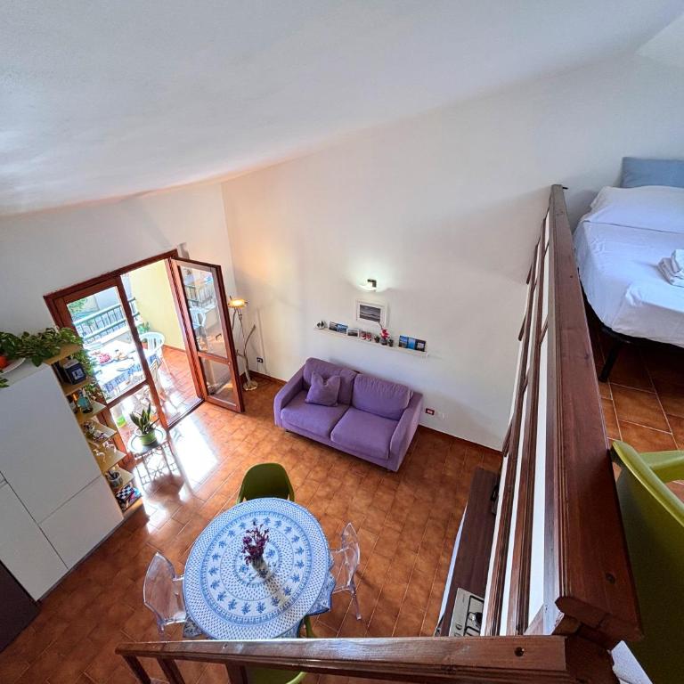 Cozy Apartment with Loft near Town & Sea - Two-Bedroom Apartment - 14