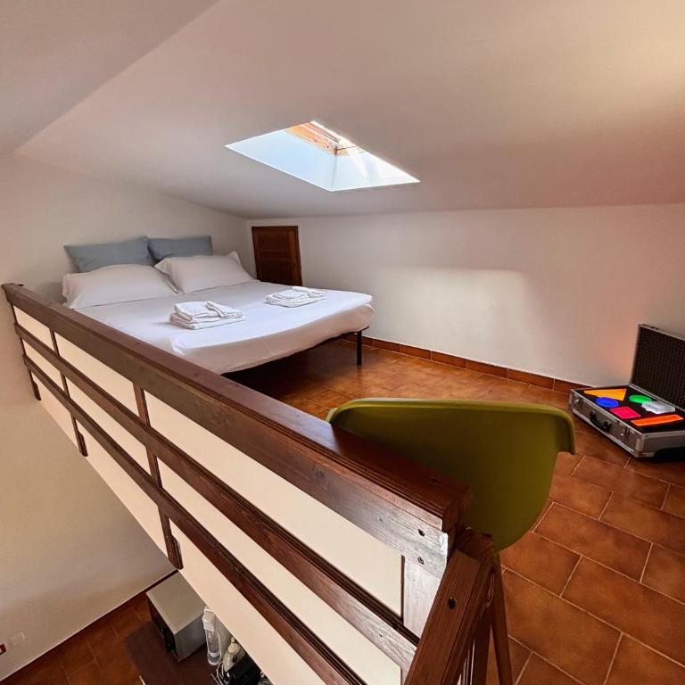Cozy Apartment with Loft near Town & Sea - Two-Bedroom Apartment - 4