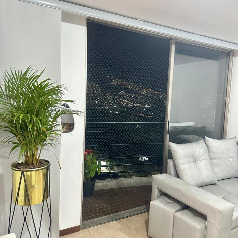 Apartment near Atanasio Girardot Stadium - Two-Bedroom Apartment - 11