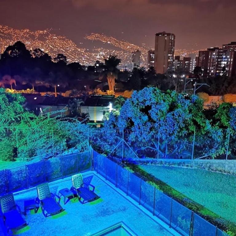 Apartment near Atanasio Girardot Stadium - Two-Bedroom Apartment - 19