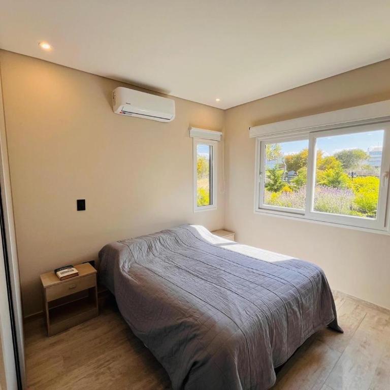 Casa Costa Esmeralda 4 dormitorios 3 baños 1 toilet Pileta 10Pax - Casa de 4 dormitorios - 7