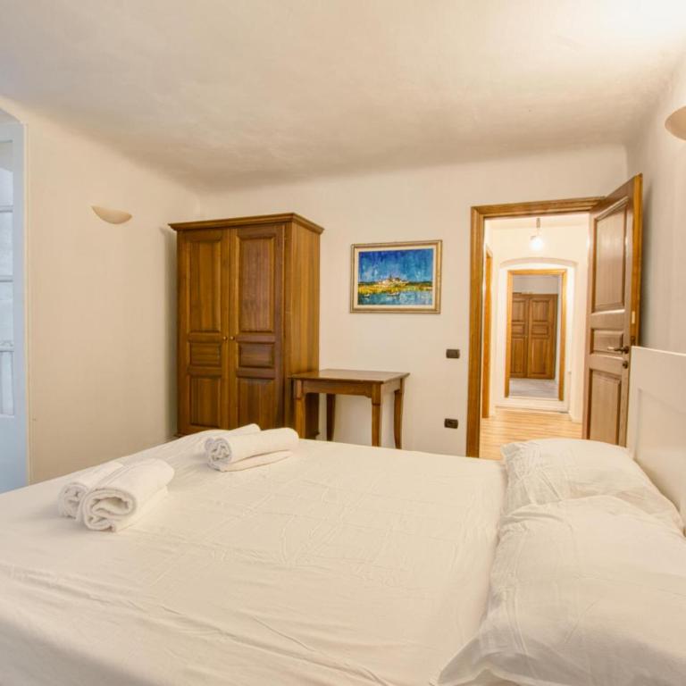 Amazing Apartment In Genova With Wifi - Appartamento con 3 Camere da Letto - 11