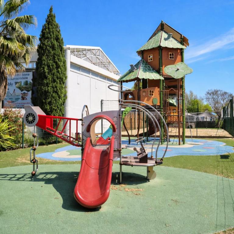 Mobilhome 6-8 pers - 3 ch - 1 sdb - Parc Aquatique - Bungalow avec Terrasse - 16