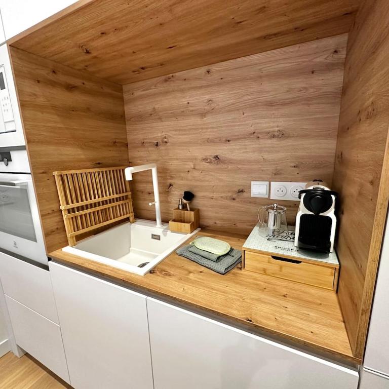 Juliette - Grand T2 élégant avec Parking et terrasse à 2 pas de la plage - Apartamento Superior de 1 dormitorio con balcón - 5