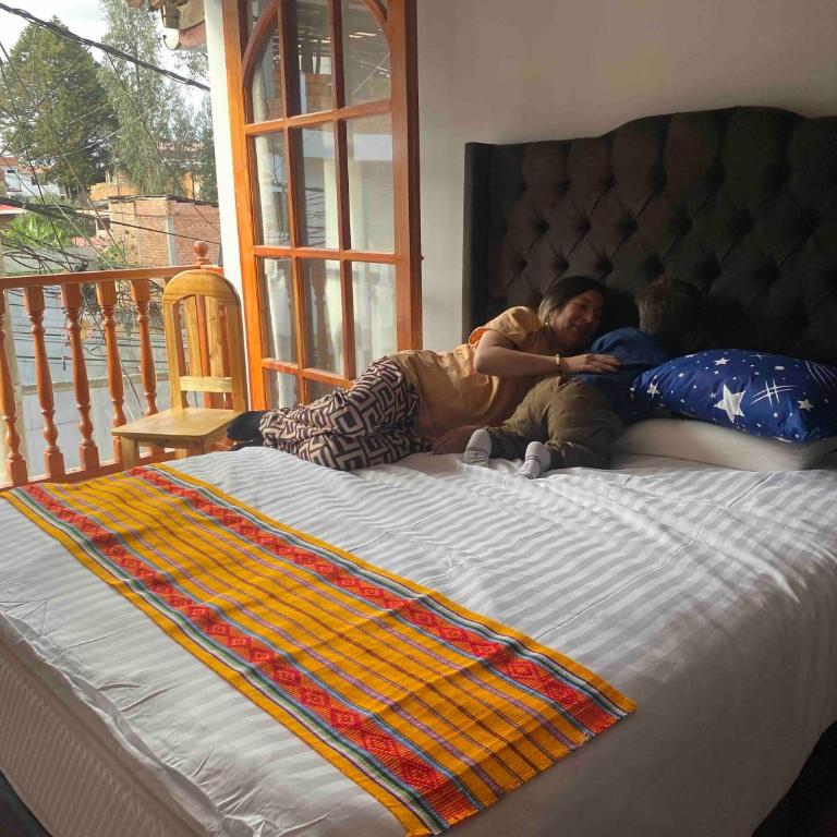 Attic Hotel - Deluxe Double Room with Balcony - 8