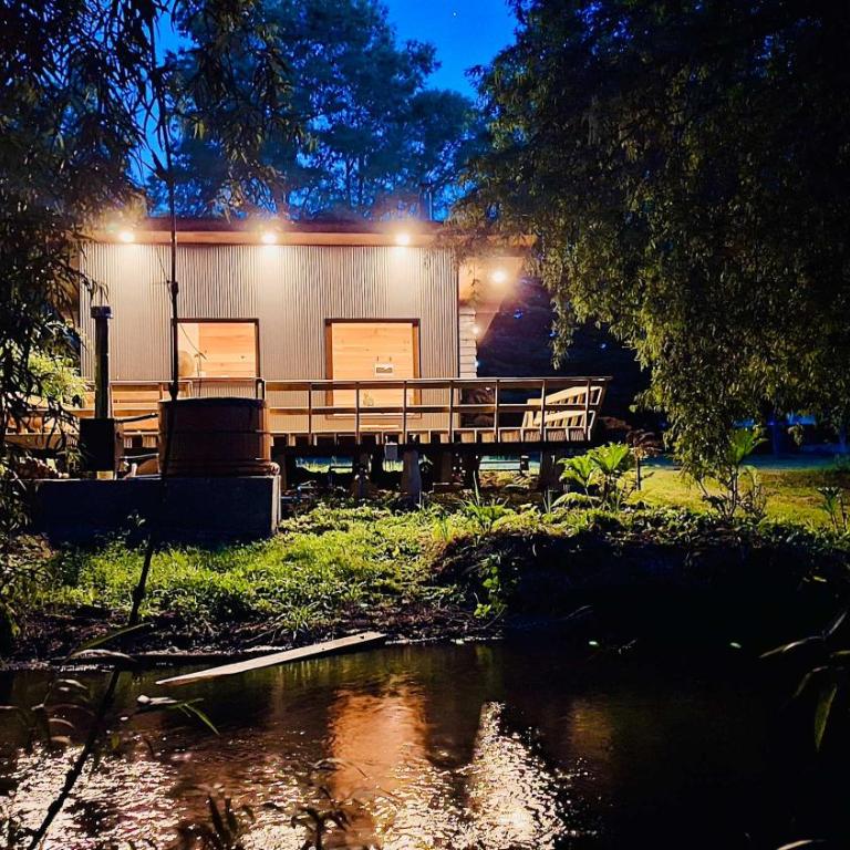 BUHO Cabin Oak BBQ Washer Wood Hot Tub Wifi - Bungalow - 64