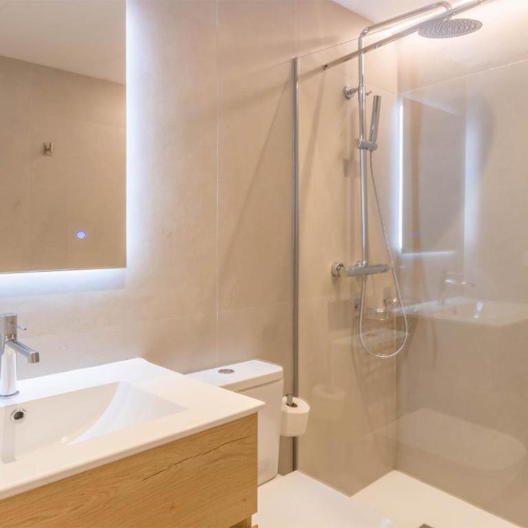 Apartamentos Medina Suites Cordoba - Apartamento Deluxe de 2 dormitorios - 10