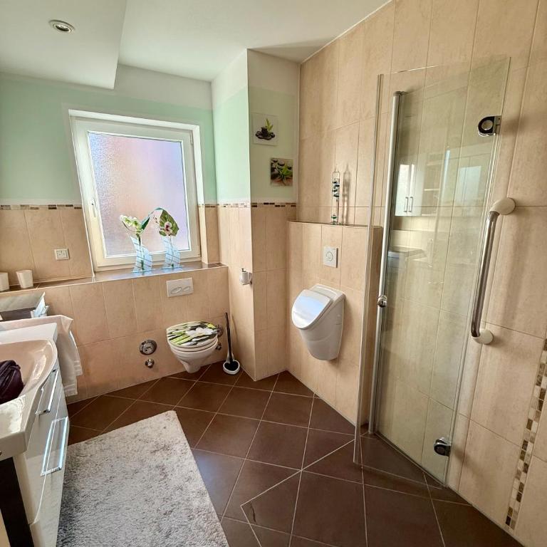Stadtwohnung am Oertelplatz - Two-Bedroom Apartment - 12