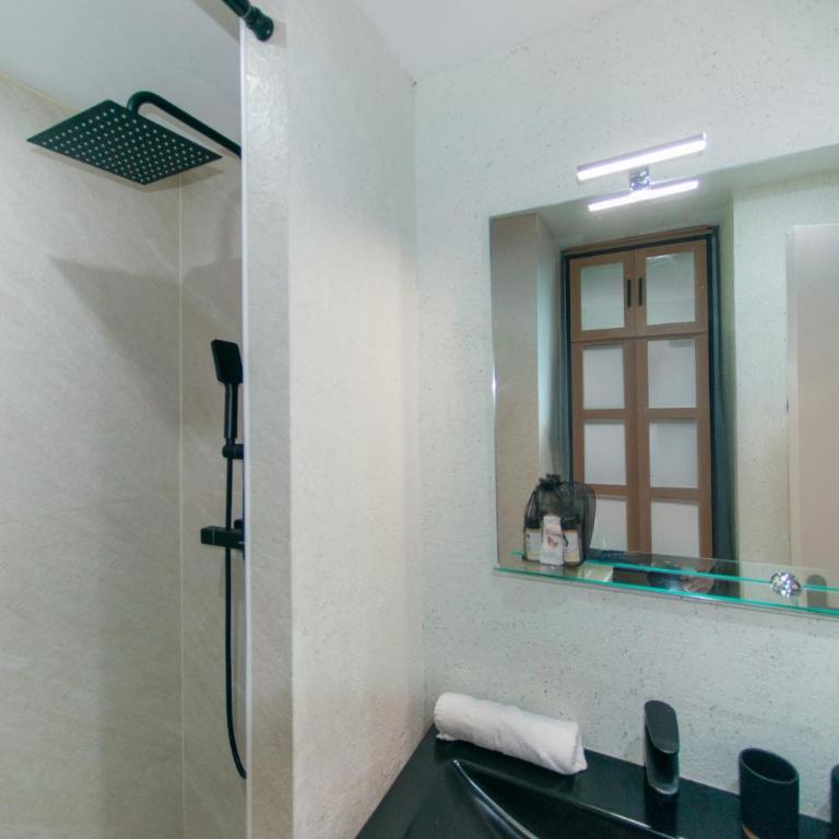 WELCS APARTAMENTO 311 EMP con terraza en el centro - Apartamento con balcón - 6