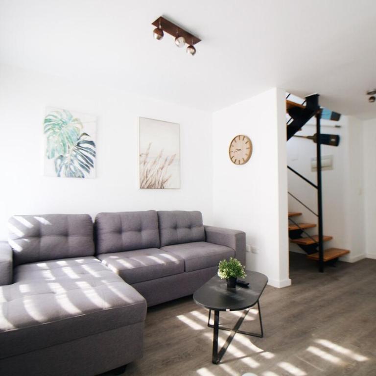 Moderna casa en Condominio Los Pinos, El Tabo - Three-Bedroom House - 32
