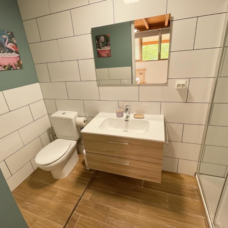 Acogedora Habitación Privada con Baño - Habitación Doble con baño privado - 2 camas - 5