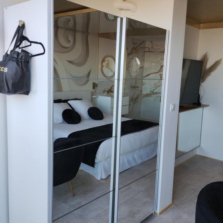 MEDUSE - Studio Héliopolis C 29 - Luxe -BY AGN 2 personnes - Studio - Vue sur Mer - 10