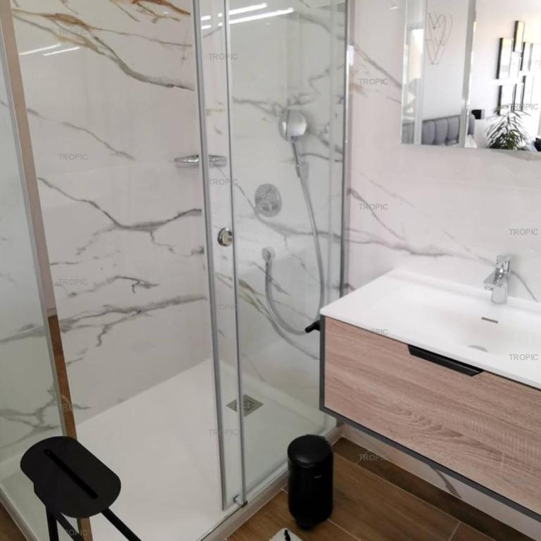 TROPIC - Studio Héliopolis D 26 BY AGN - Luxe - 2 personnes - Studio - Vue sur Mer - 4