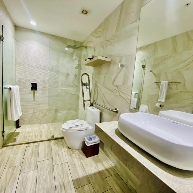Hotel Puerto Pacifico Guayaquil Airport - Suite - 2