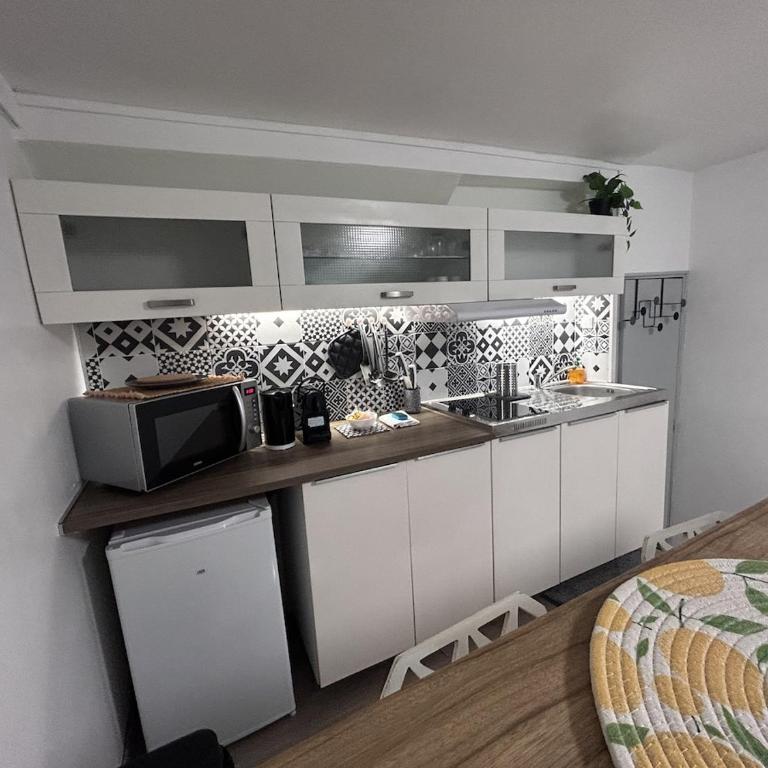 Studio cosy en RDC Intramuros Avignon Wi-Fi - Appartamento Monolocale - 11