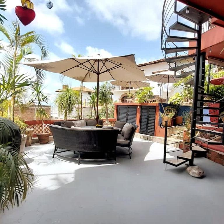 Curiel's Retreat Ocean View 2BR with Terrace and Heated Pool - Two-Bedroom Apartment with Terrace - 26