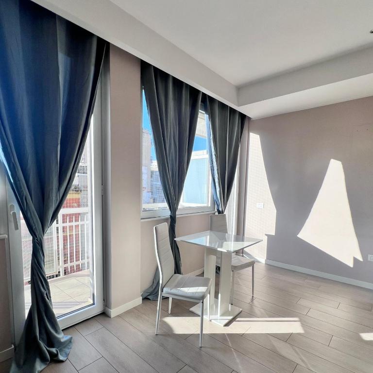 Best Stay-Calefati 80 Suite Apartment - Appartamento con Balcone - 15