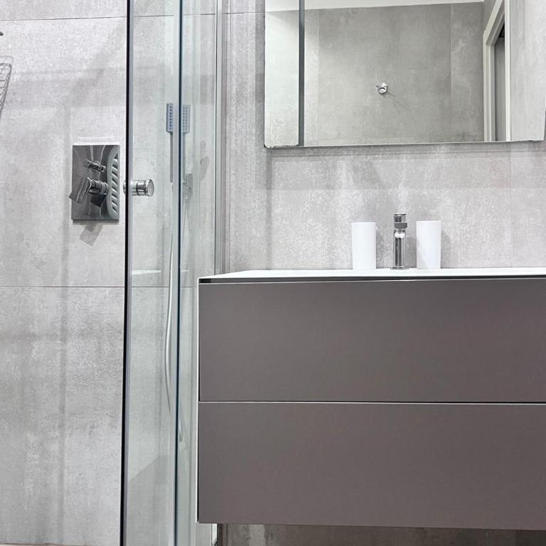 Best Stay-Calefati 80 Suite Apartment - Appartamento con Balcone - 18