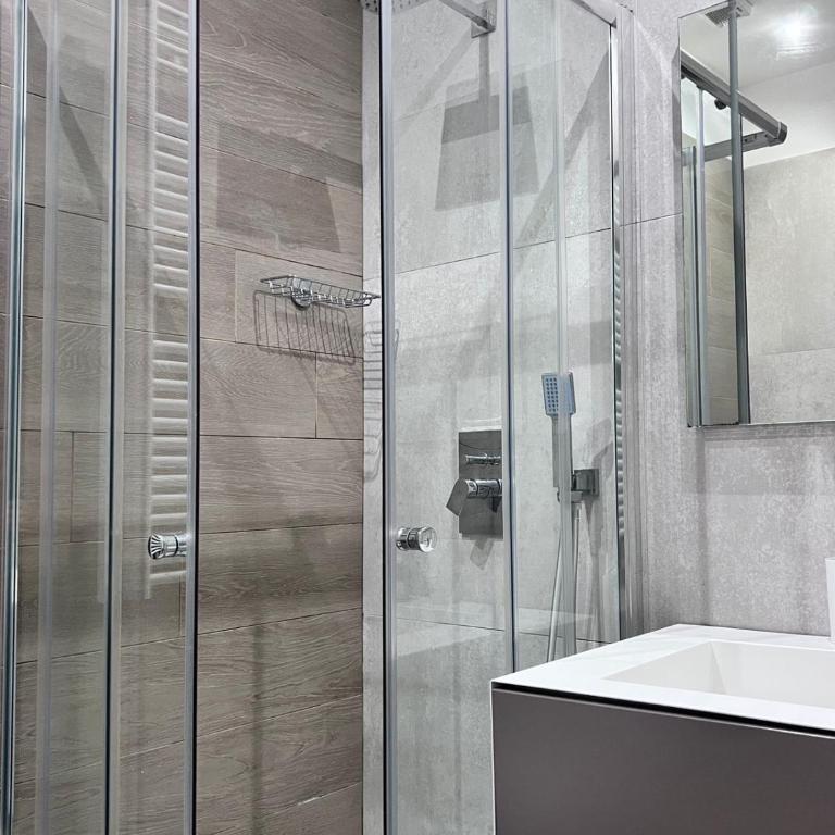 Best Stay-Calefati 80 Suite Apartment - Appartamento con Balcone - 22