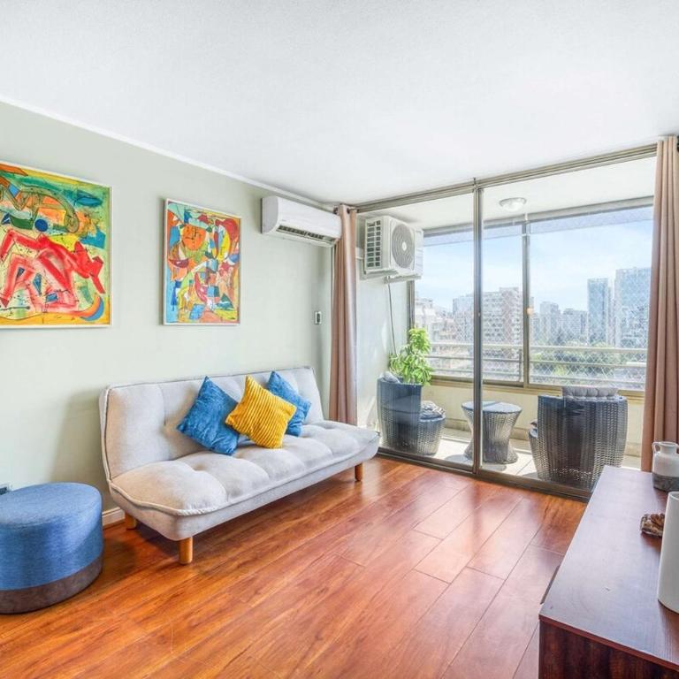 Living la Gloria - Cozy Apartment With Pool, AC & Wifi - Two-Bedroom Apartment - 1