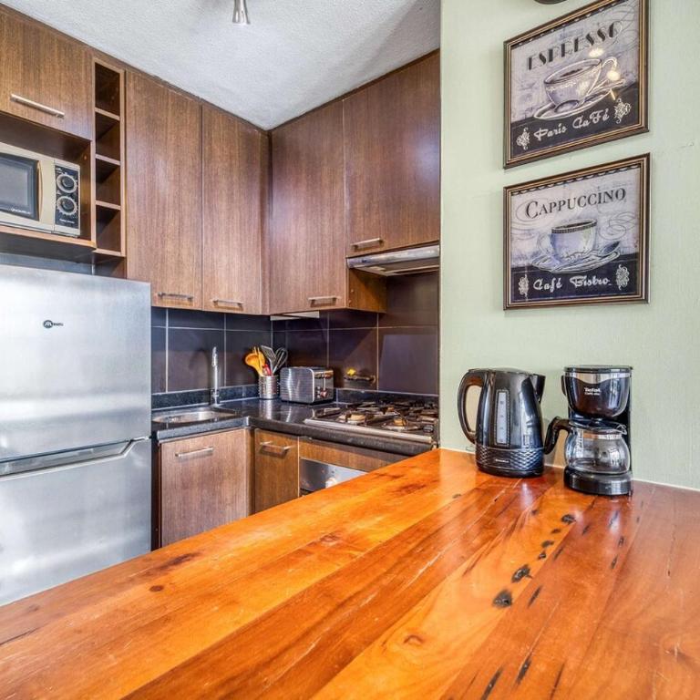 Living la Gloria - Cozy Apartment With Pool, AC & Wifi - Two-Bedroom Apartment - 6