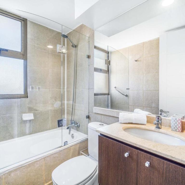 Living la Gloria - Cozy Apartment With Pool, AC & Wifi - Two-Bedroom Apartment - 12