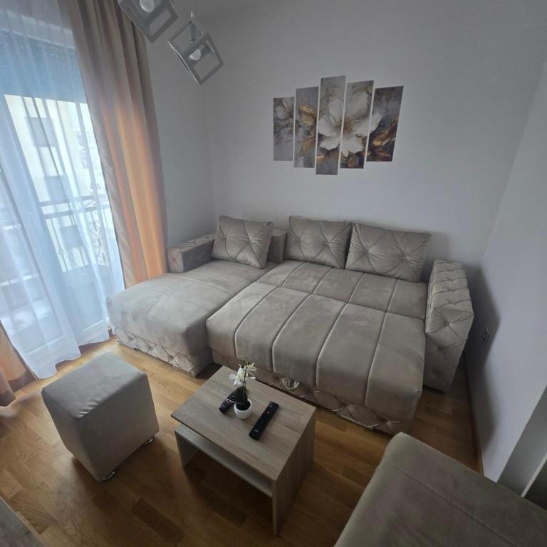 Alisa - One-Bedroom Apartment - 6