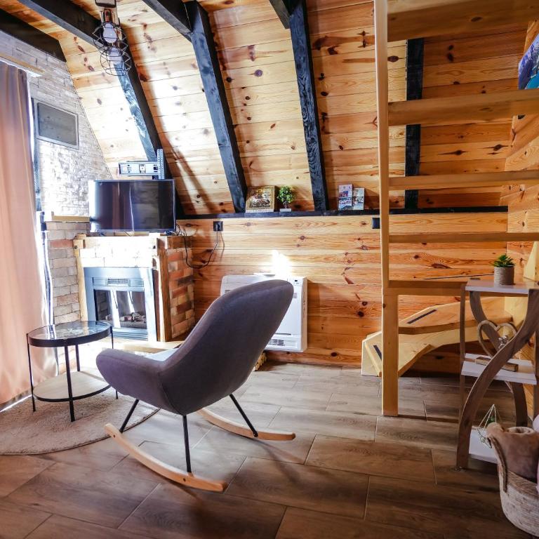 Durmitorska zora - Two-Bedroom House - 4