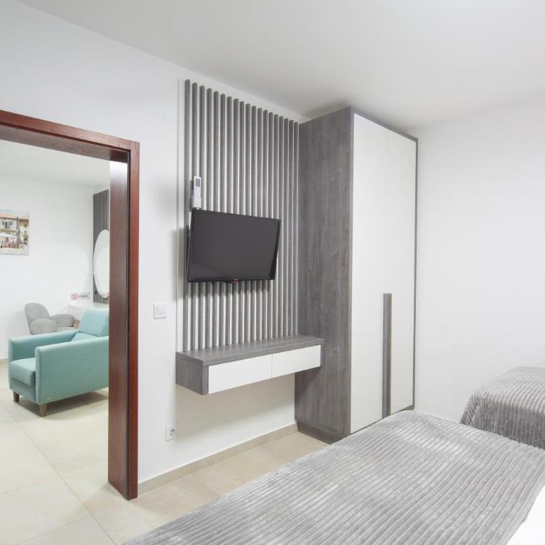 Hotel Tommy - Deluks Porodična Soba - 5