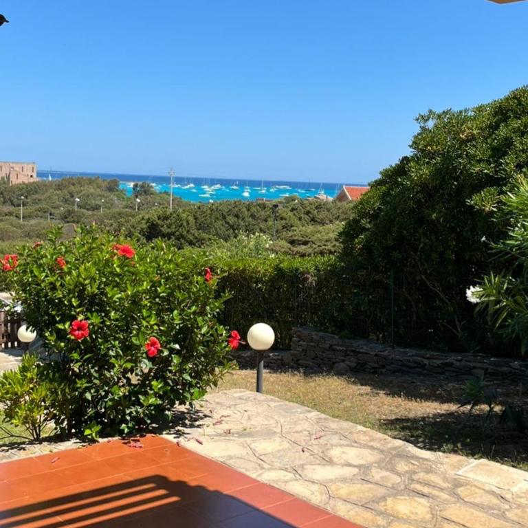 Villetta con Giardino a pochi passi dalla Spiaggia - Casa con 3 Camere da Letto - 4