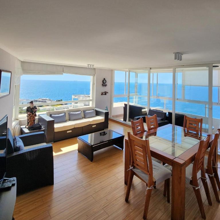 Panoramic view with private parking - Two-Bedroom Apartment - 1