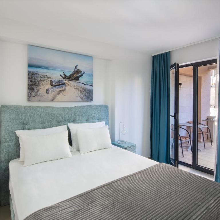 Hotel Tommy - Dvokrevetna Soba sa Bračnim Krevetom - 2