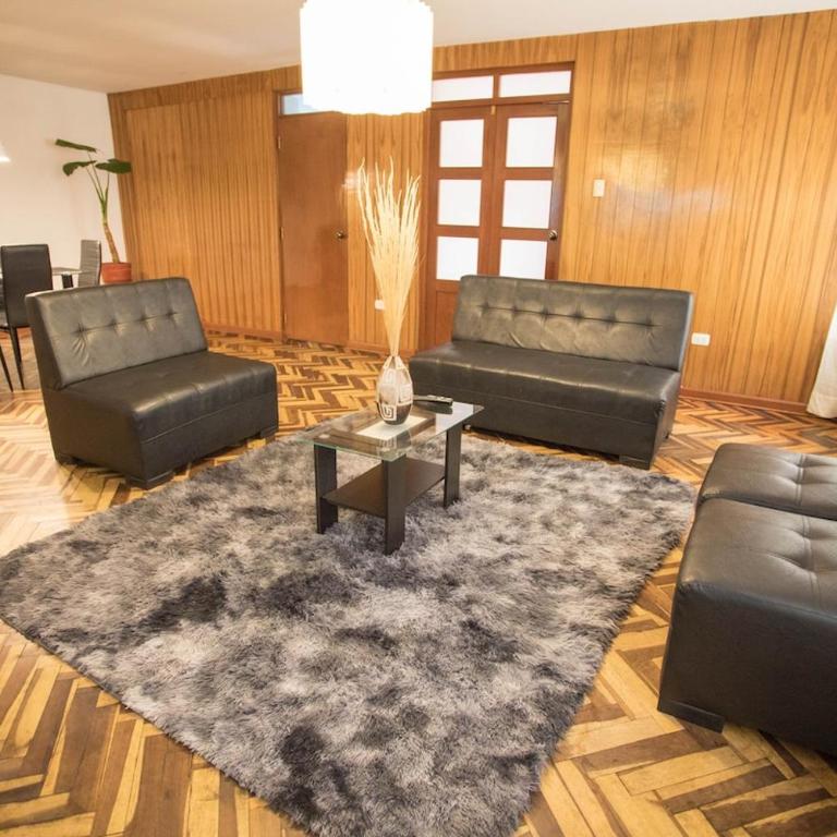 Beautiful two floor, 3 bedroom apartment - Three-Bedroom Apartment - 1