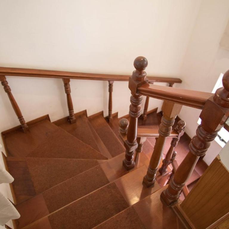 Beautiful two floor, 3 bedroom apartment - Three-Bedroom Apartment - 4